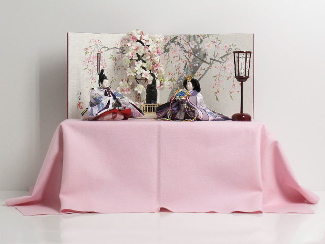 落ち着いた紫友禅衣装の雛人形桐収納桜飾り